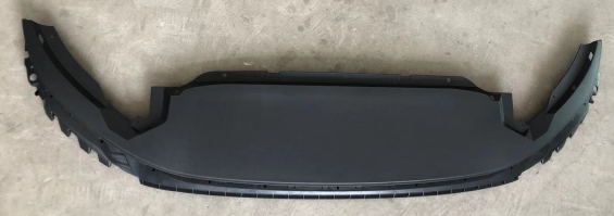 [AES21-PO21-038] SPOILER 2G0805903F9B9