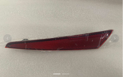 [AES43-DOP21-023R] REFLECTOR DERECHO BYD / DOLPHIN 2021  OEM: EM2EU-4135200A