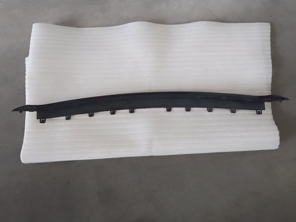 [AES43-SEU25-122] MOLDURA TRACERA BYD / SEAL U 2025 OEM: SA3HK-2804118/77-00BK