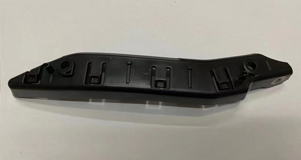 SIDE BUMPER BRACKET (L)