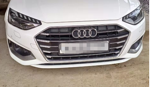 A4 B9 20 Front Bumper/W washer ,W washer cover,W 4 sensor hole  8W0807065BDGRU