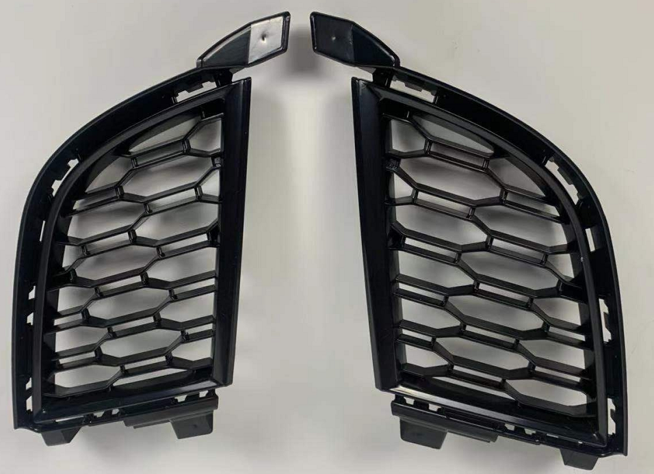 Front bumper grille (Middle) L  51118075601