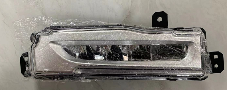 Front fog lamp R    63177406366