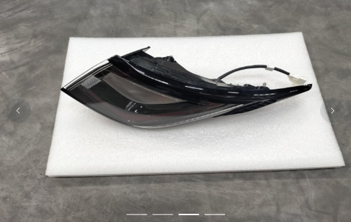 [EM2E-4133020] [AES43-DOP21-002R] PILOTO TRASERO DERECHO BYD / DOLPHIN 2021  OEM: EM2E-4133020