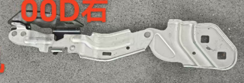 [1774936-00D] [AES31-M323-095R] BISAGRA DE CAPO DERECHO (R) TESLA/MODEL 3 AÑO 2023 OEM: 1774936-00D